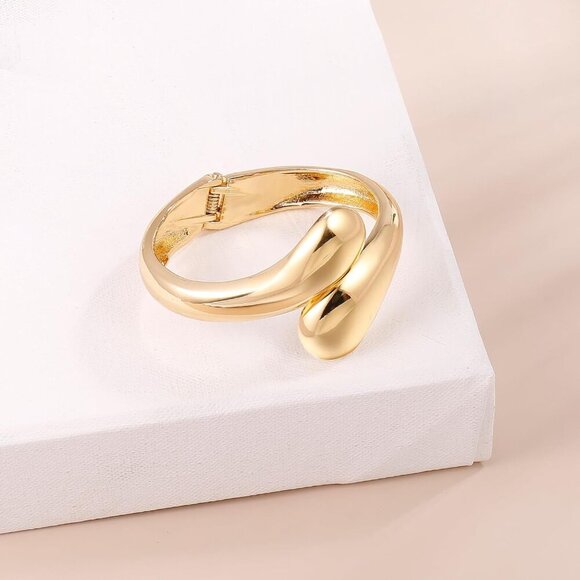 Chunky Gold Cuff Bangle Bracelets For Women Statement Minimalist Thick Gold Hing - Picture 6 of 6